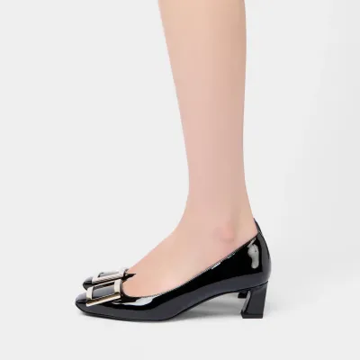 Roger Vivier Trompette Pumps High Heels In Black Patent Leather With Metal Buckle (Heel Height 4.5cm)