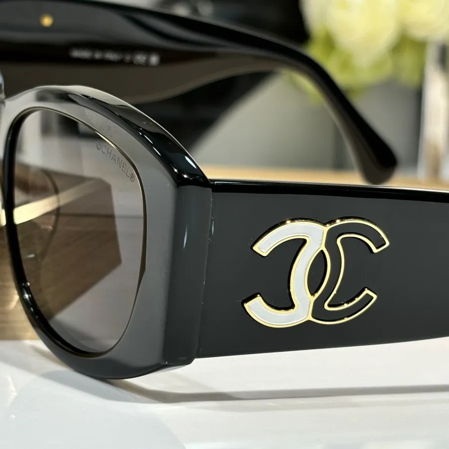 CHANEL glasses black white color size 53口19-145