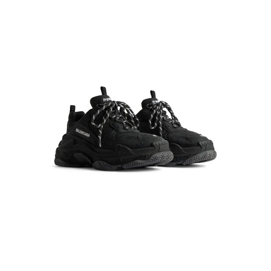 BALENCIAGA TRIPLE S Black Sneakers