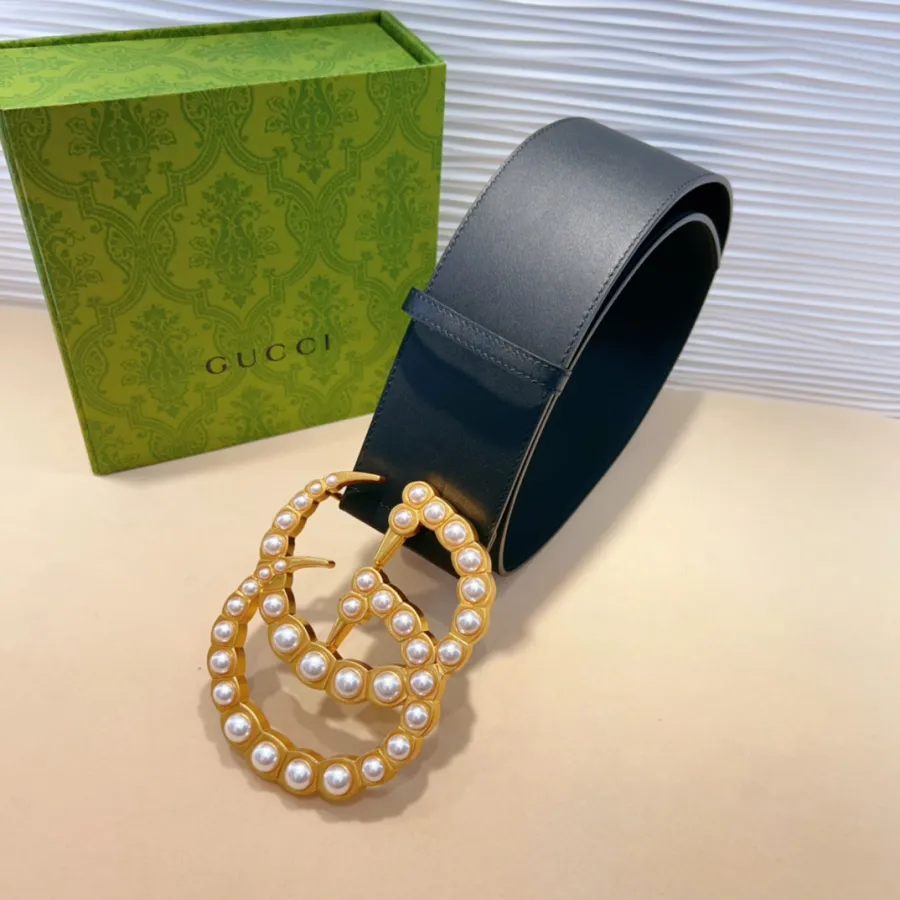 Gucci Women's  Emblem Buckle With Pearls Belt In Black Smooth Calfskin With Gold Hardware 70mm