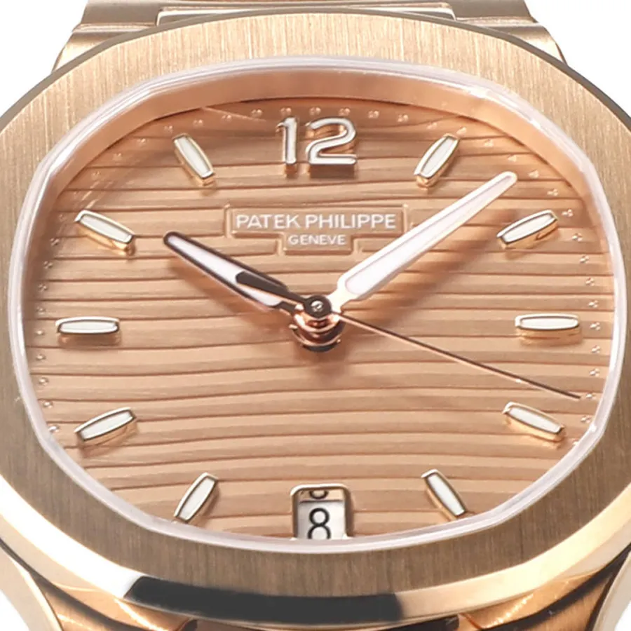 PATEK PHILIPPE-NAUTILUS-ref.7118-1R-010-35.2mm