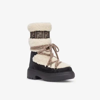 FENDI White sheepskin and black suede boots