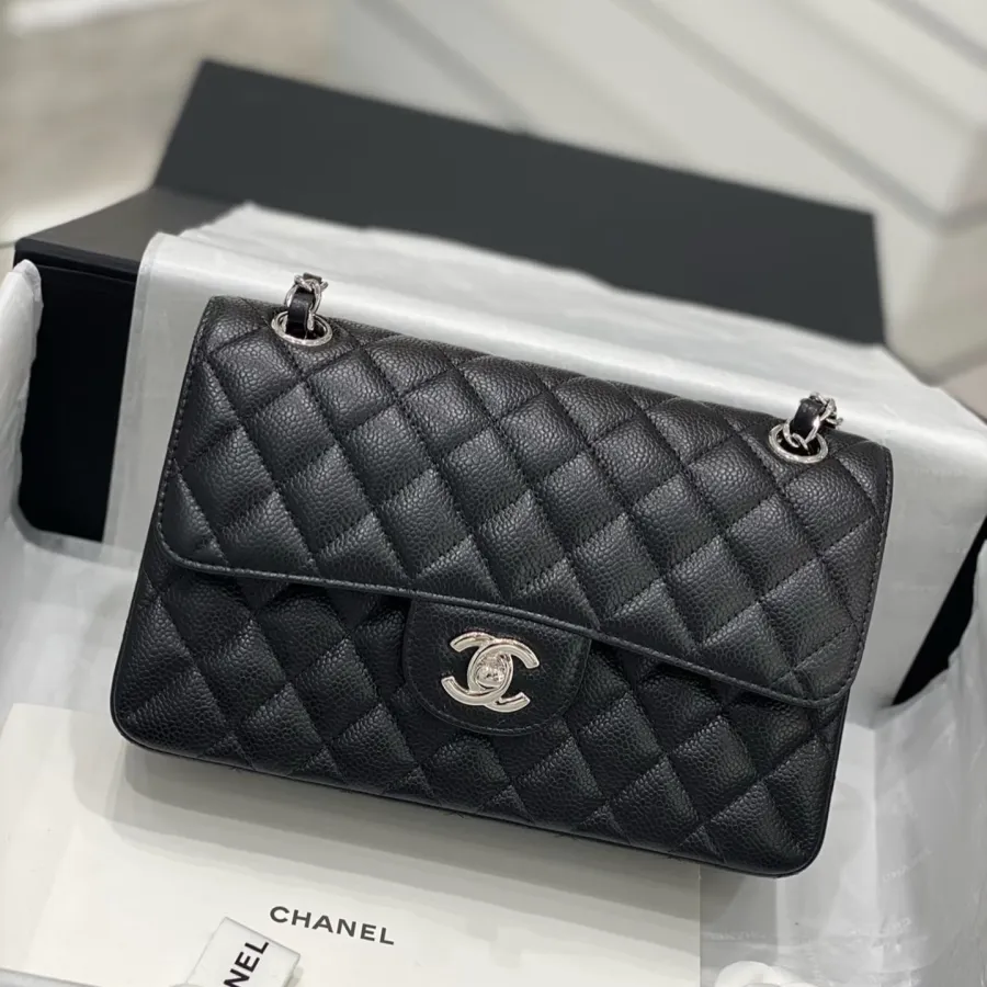 Chanel Double Flap Medium | Timeless Black Elegance photo review