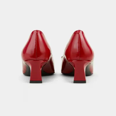 Roger Vivier Trompette Pumps High Heels In Red Patent Leather With Metal Buckle (Heel Height 4.5cm)