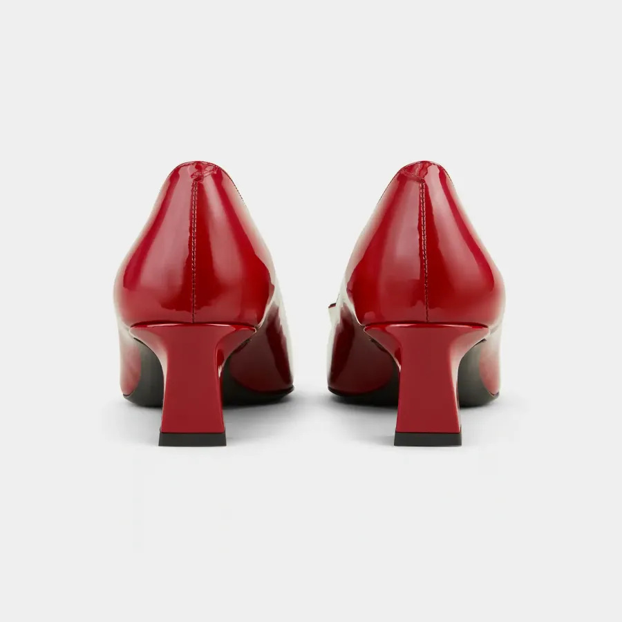 Roger Vivier Trompette Pumps High Heels In Red Patent Leather With Metal Buckle (Heel Height 4.5cm)
