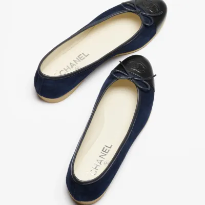 Chanel Flat shoes with suede effect, sheepskin and sheepskin leather, navy blue and black Ballet  Shoes