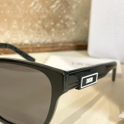 DIOR wayfarer glasses black color Size 58口20-145
