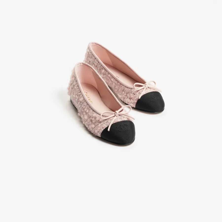 Chanel Flat shoes with twill soft wool and satin, light pink, beige, milky white and black Ballet  Shoes
