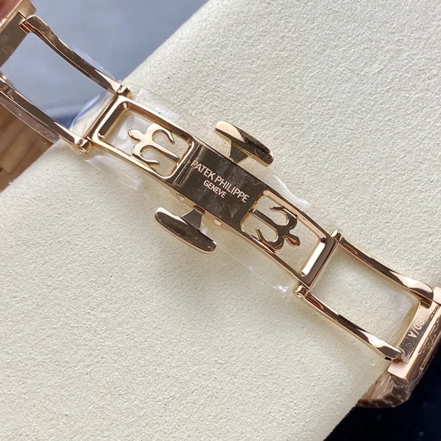 PATEK PHILIPPE-NAUTILUS-ref.7118-1200R-001-35.2mm