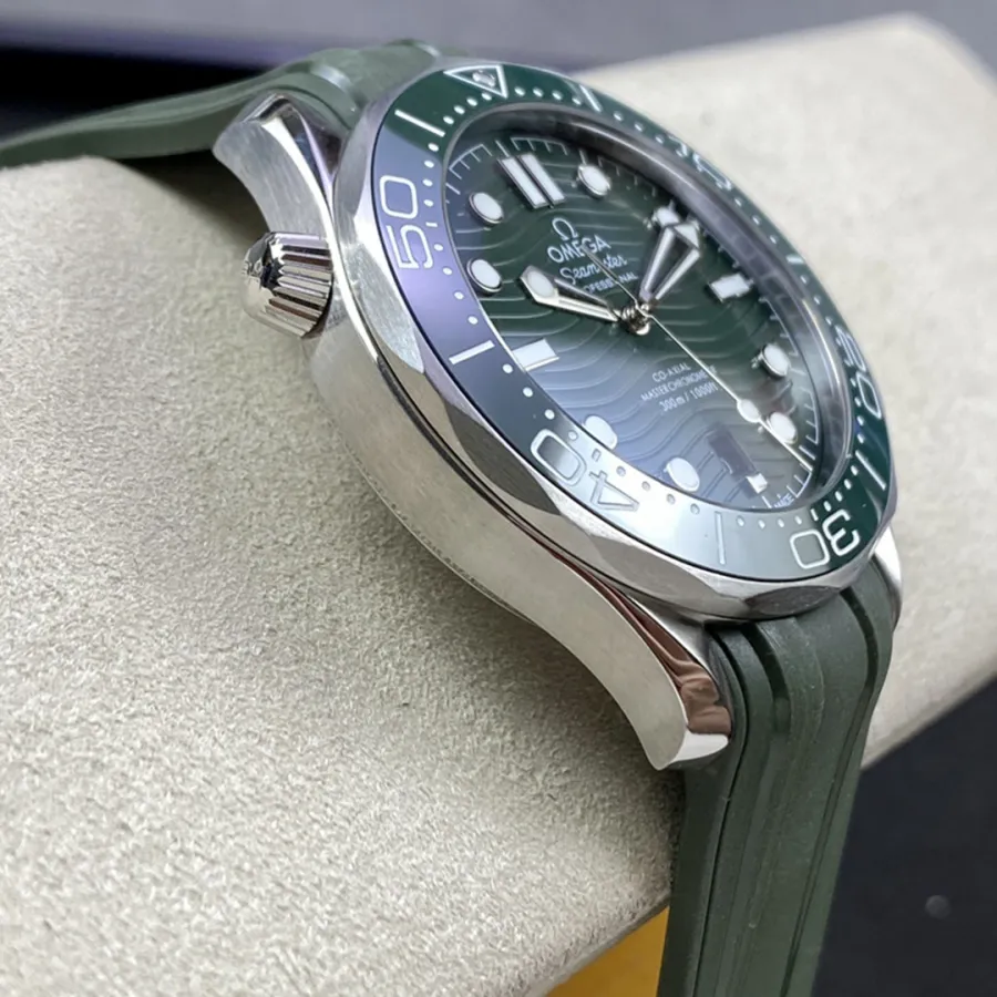 OMEGA-SEAMASTER-ref.210.32.42.20.10.001-42mm