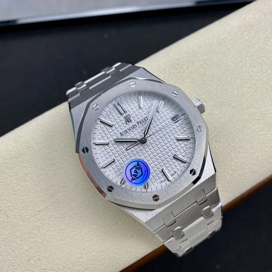 AUDEMARS PIGUET-ROYAL OAK-ref.15500ST.OO.1220ST.04-41mm