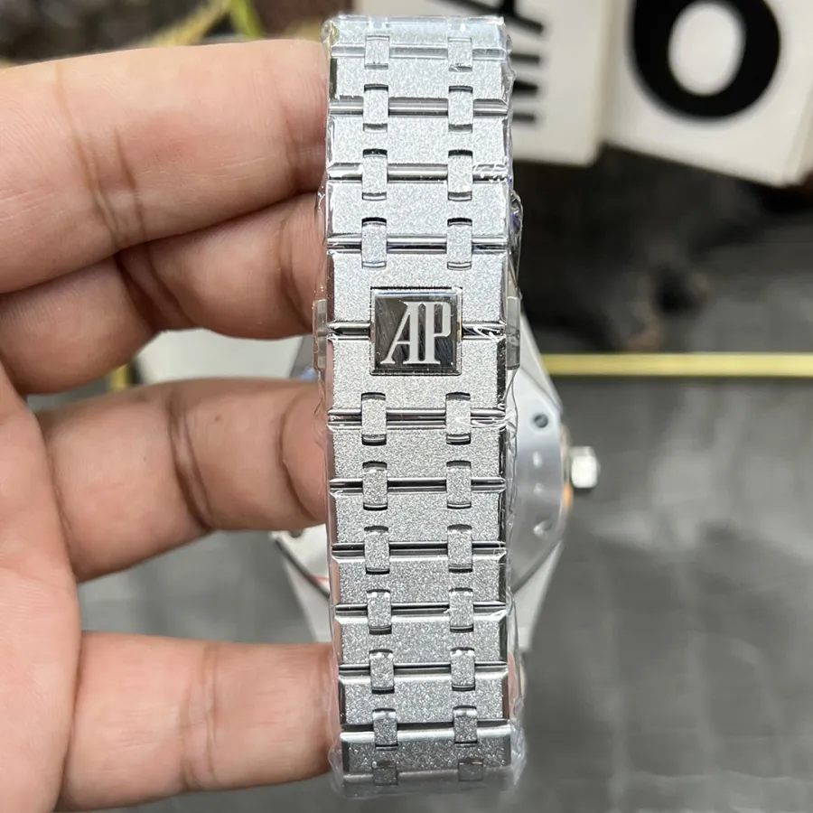 AUDEMARS PIGUET-ROYAL OAK-15410BC.GG.1224BC.01-Frosty Gold Black Dial-41MM