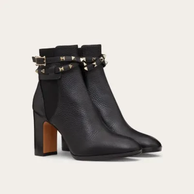 VALENTINO ROCKSTUD Peeled calf rivet ankle boots (heel height 9cm)