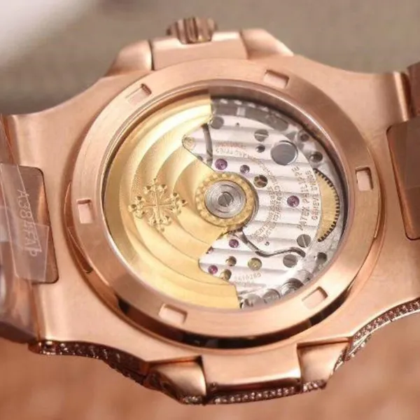 PATEK PHILIPPE-NAUTILUS-ref.5711-1R-001-40mm - Image 7