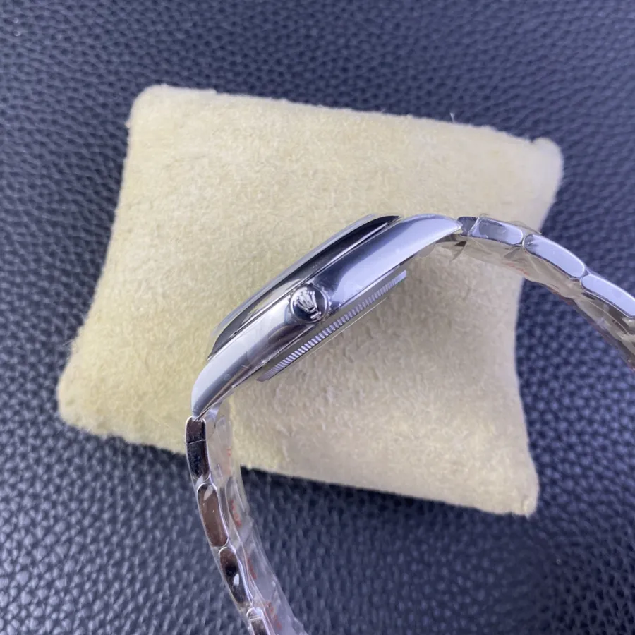 ROLEX-OYSTER PERPETUAL-REF.M124300-0003-41mm