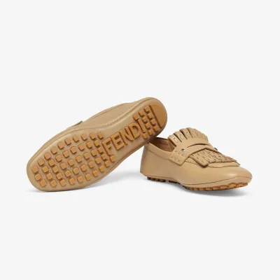 FENDI Beige loafers