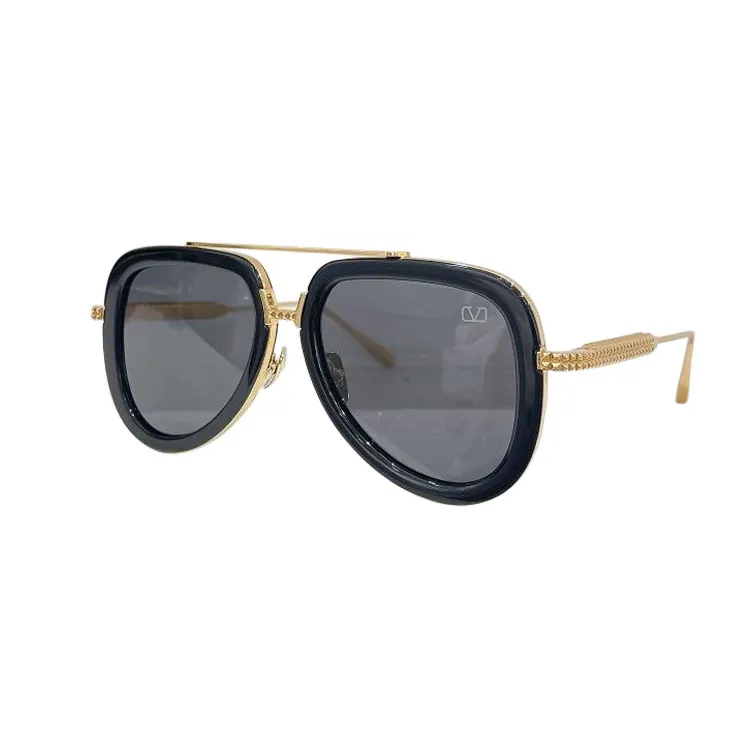 Valentino Pilot glasses leopard/white/black/black gold/purple silver/purple black color Size 53口18-143