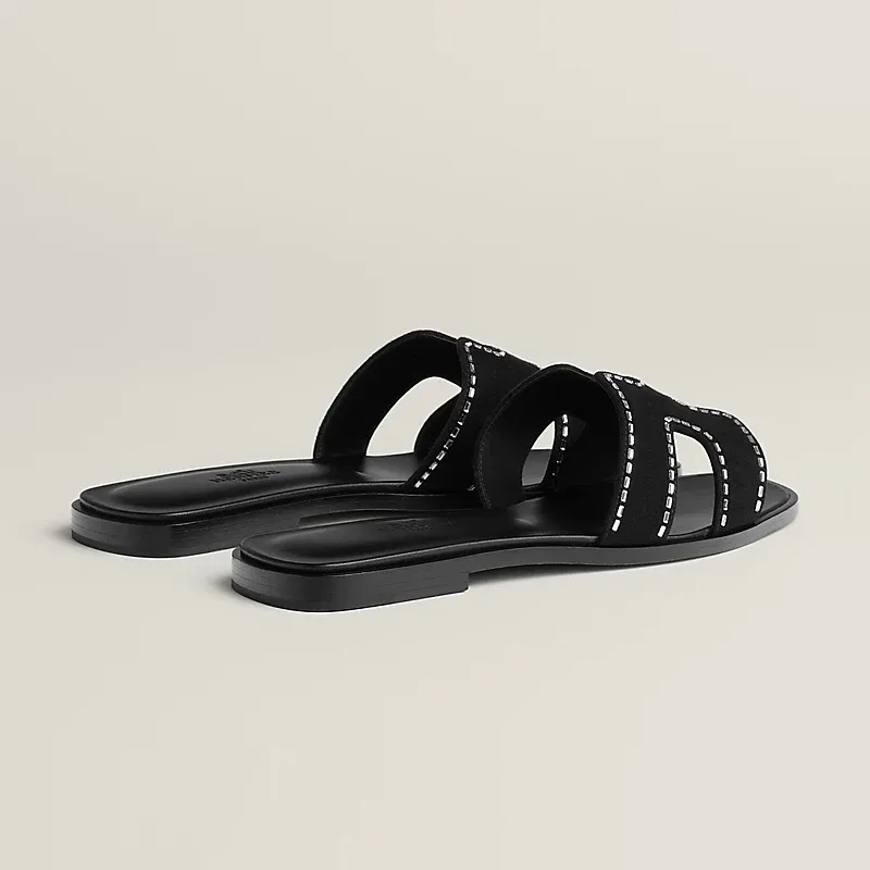 HERMES Oran Black Slippers