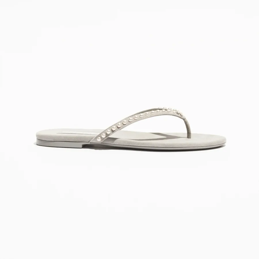 Chanel Grey suede suede and faux pearls Slippers