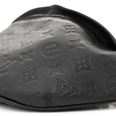 Louis Vuitton Shadow Discovery Bumbag MM Black Monogram Calfskin Leather Black Hardware