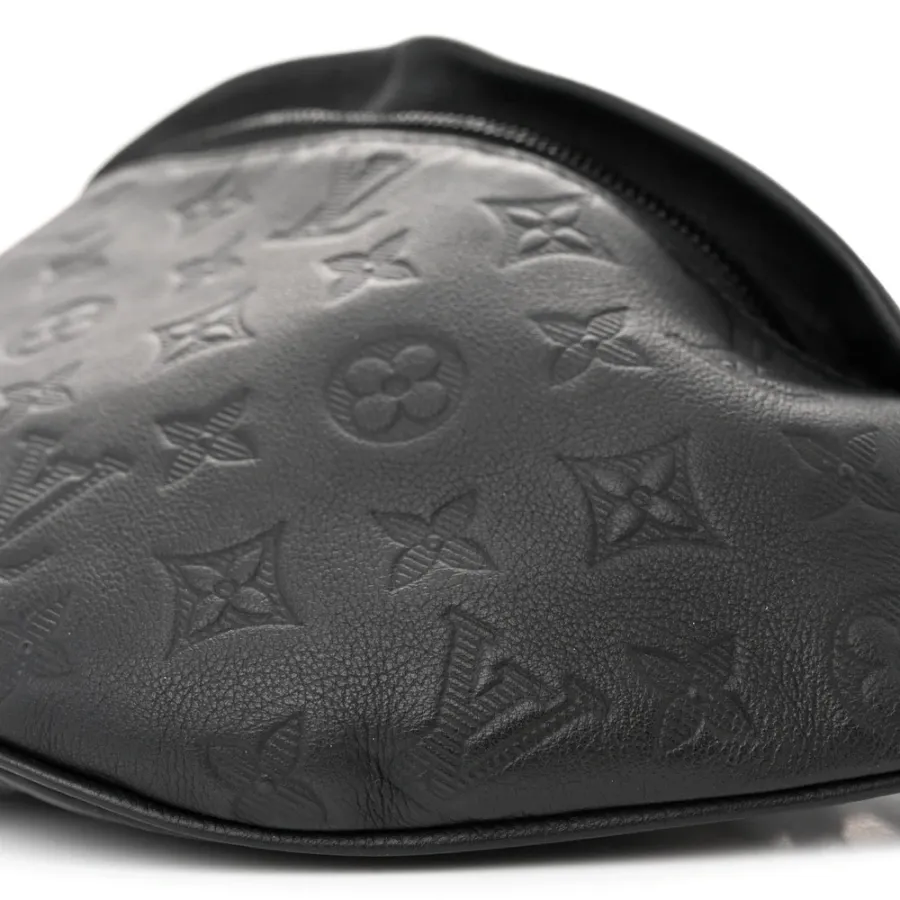 Louis Vuitton Shadow Discovery Bumbag MM Black Monogram Calfskin Leather Black Hardware