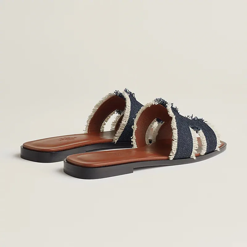 HERMES Oran Black Slippers