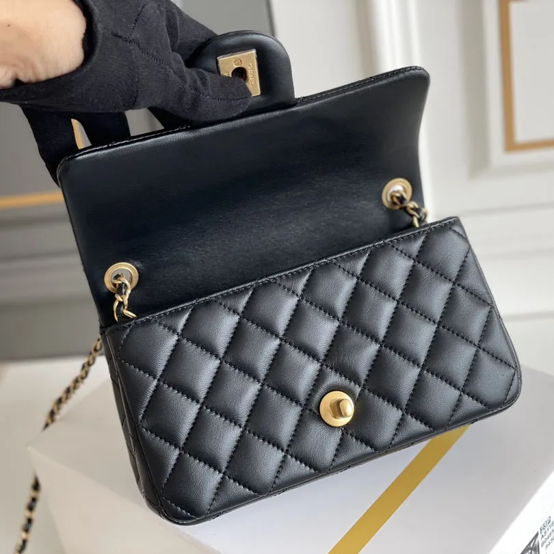 Chanel Gold ball cover bag Black / White / Pink  18/20cm Crossbody Bags