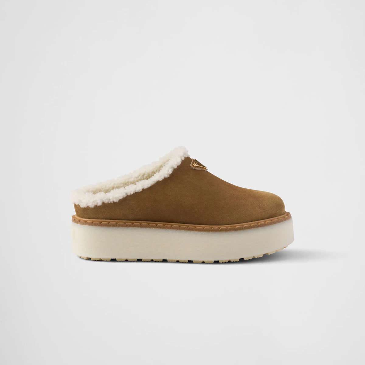 PRADA Chinelos de camurça canela