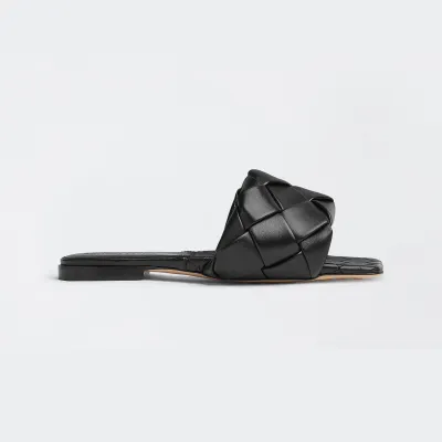Bottega Veneta Lido Flat Sandal In Black Intrecciato Leather Flat Sandal
