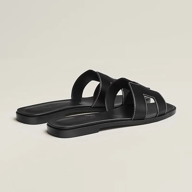 HERMES Oran Black Slippers