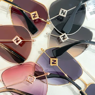 Fendi Pilot glasses rust/pink/black orange/eggplant color Size 55口17-145