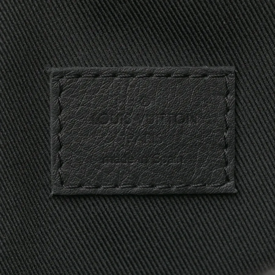 Louis Vuitton Shadow Discovery Bumbag MM Black Monogram Calfskin Leather Black Hardware