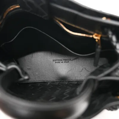 Bottega Veneta Small Intrecciato Andiamo Shoulder Bag Black Nappa Leather Gold Hardware