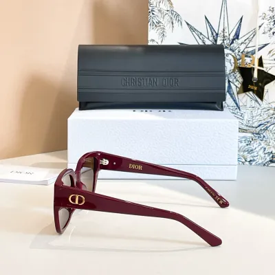 DIOR square frame glasses red/white/black/purple black/blue orange/tawny/tawny black/leopard black color Size 53口21-145