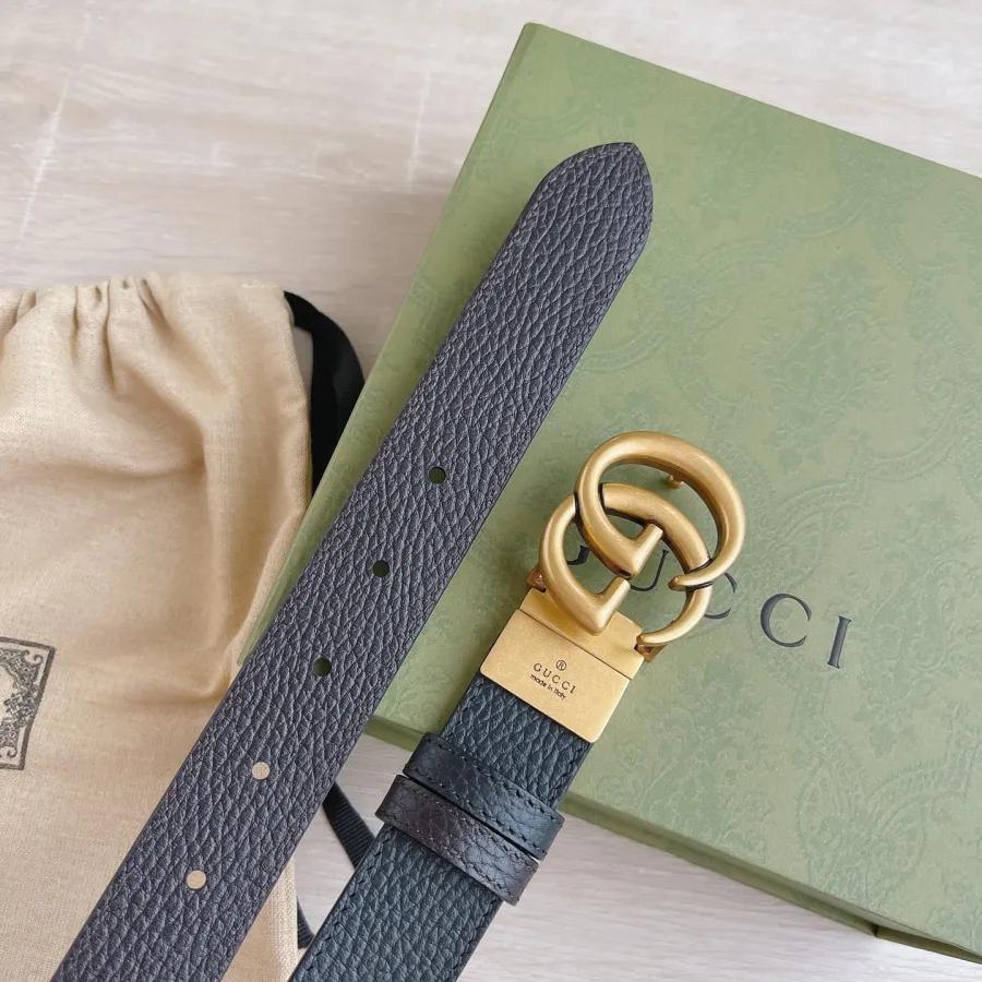 Gucci Women's Double G Buckle Belt In Black Grained Calfskin With Gold Hardware 30mm