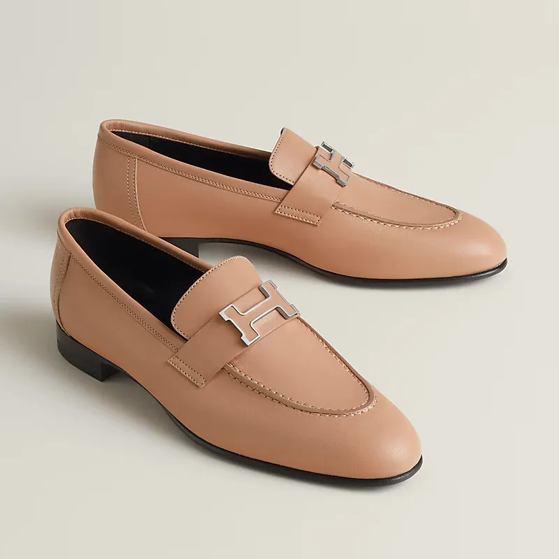 HERMES Paris  Nude color Loafers