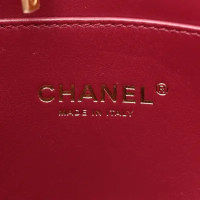 Grade Handbags | Black Quilted Luxury Designer Bag