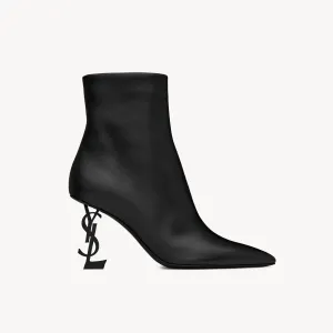 Yves Saint Laurent Ankle boots