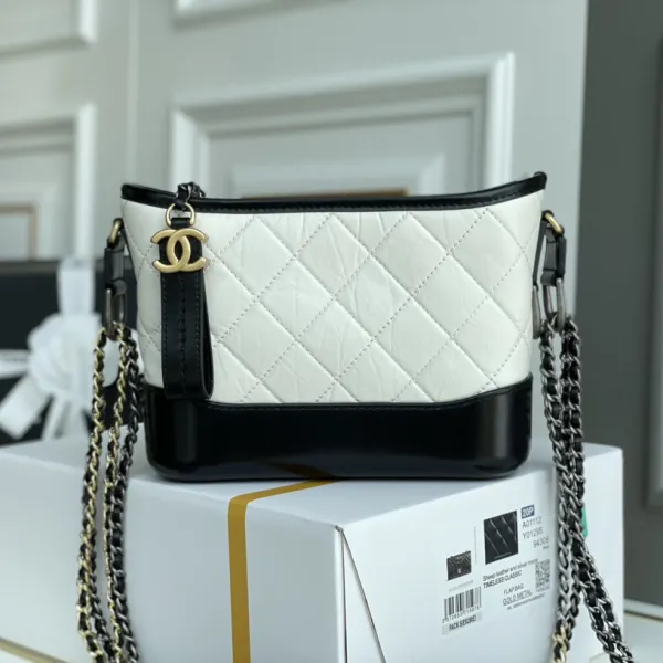 Chanel Bag Black With White Quilted Calfskin Leather Shoulder Bags Crossbody Bags - Image 2