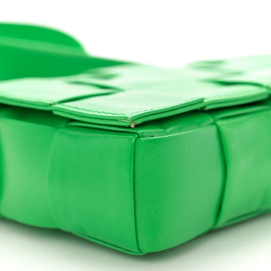 Bottega Veneta Maxi Intrecciato Small Cassette Crossbody Bag Grass Paper Calfskin Leather