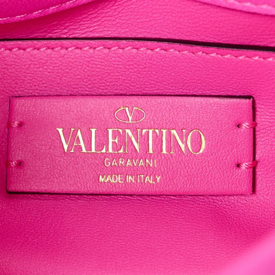 Valentino Garavani Small Roman Stud Shoulder Bag Pink PP Lacquer Monochrome Nappa Leather Incognito Hardware