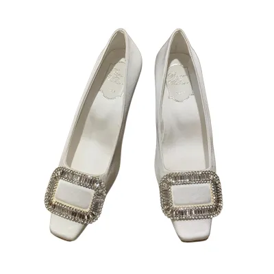 Roger Vivier Belle Vivier Pumps High Heels In Silver/White/Red/Beige Satin With Crystal Buckle (Heel Height 4.5cm)