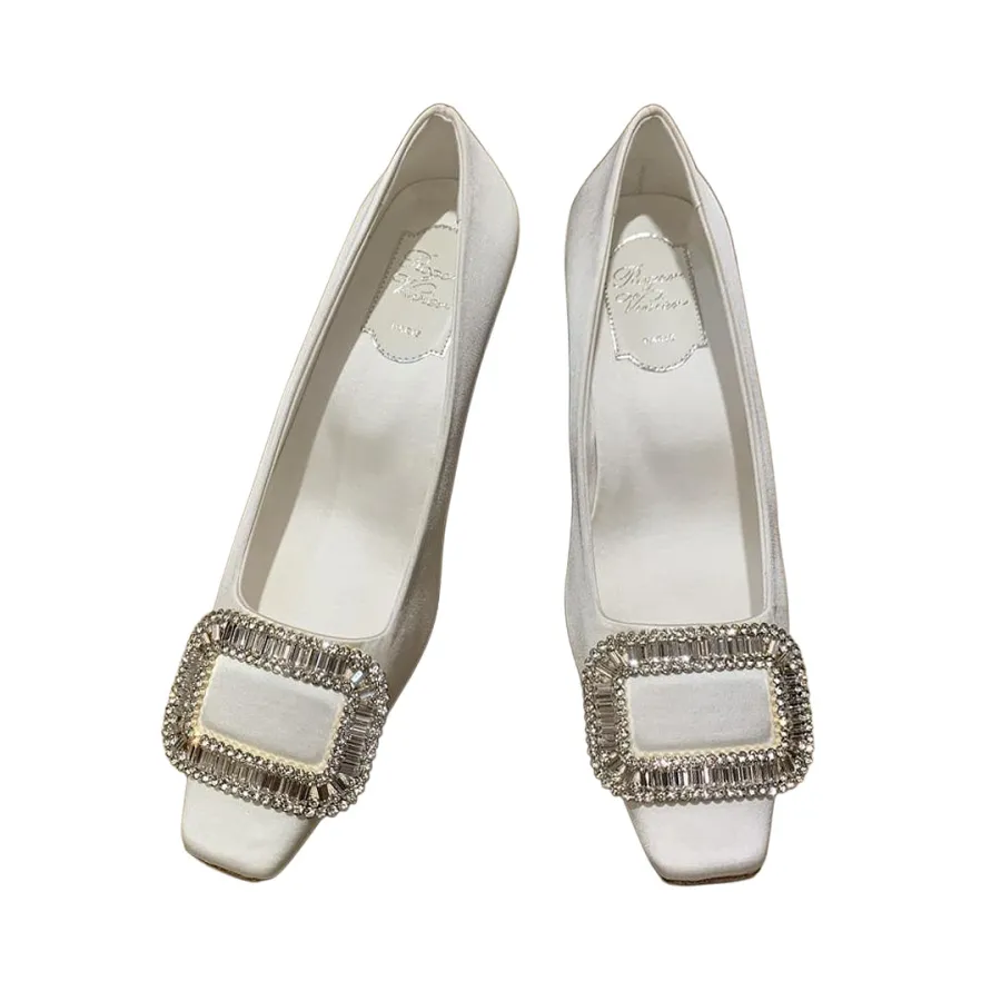 Roger Vivier Belle Vivier Pumps High Heels In Silver/White/Red/Beige Satin With Crystal Buckle (Heel Height 4.5cm)