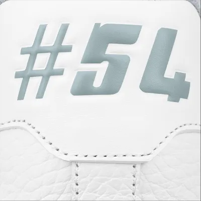 Louis Vuitton White grain calf leather sneakers