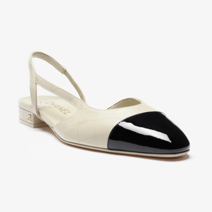 Chanel, white and black, Sheepskin and calf patent leather, Rear lace up flat shoes