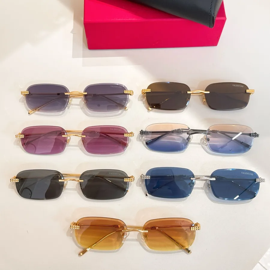 Valentino square frame glasses orange/purple/eggplant/blue/brown/black/gun black color Size 60口18-145