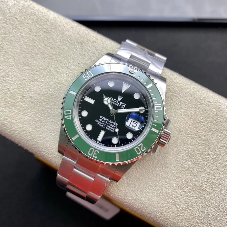 ROLEX-SUBMARINER-REF.M126610LV-0002-41mm