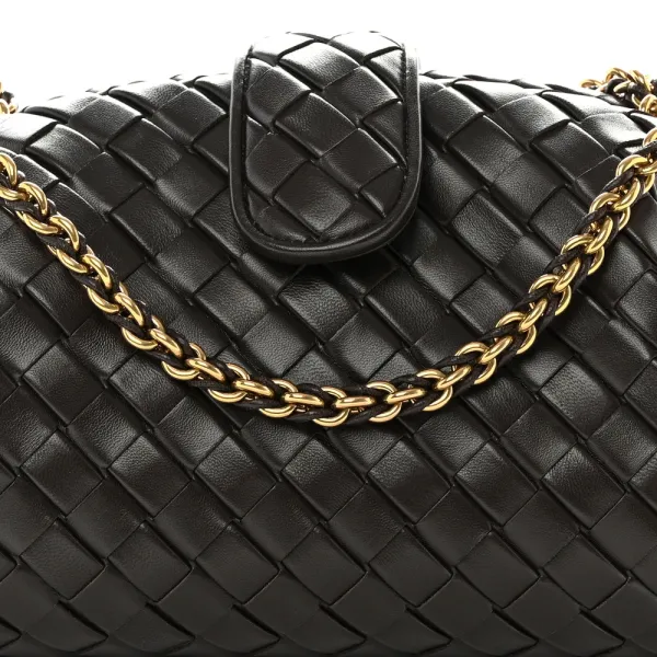 Bottega Veneta Medium Teen Intrecciato The Lauren 1980 Clutch With Chain Fondant Nappa Leather Gold Hardware - Image 8