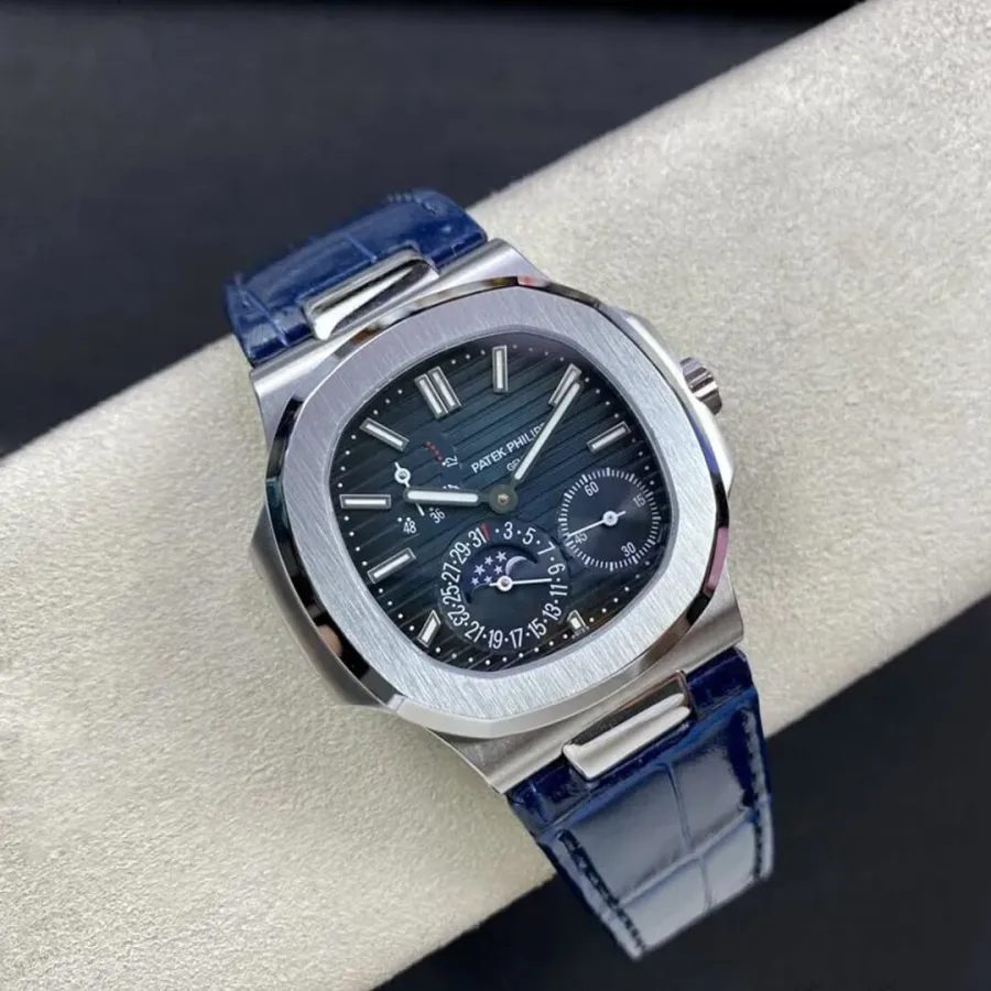 PATEK PHILIPPE-NAUTILUS-ref.5712G-001-40mm
