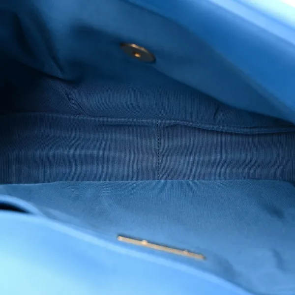 Grade Handbags | Designer Chanel 19 Flap Bag - Image 7